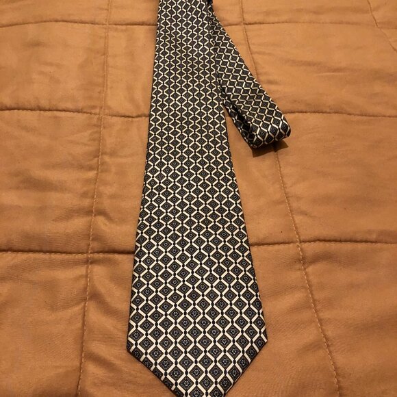 Christian Dior Gold, Bronze & Navy 100% Silk Tie - Picture 5 of 16